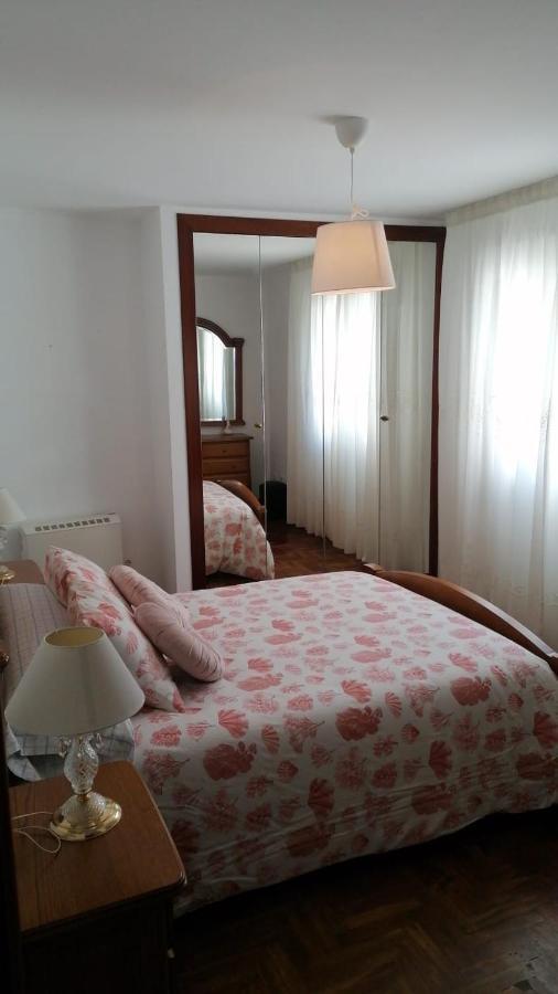Apartamento La Basella Lägenhet Villanueva De Arosa Exteriör bild